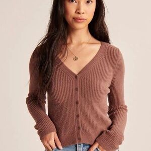 Abercrombie & Fitch VNeck Ribbed Brown SweaterTop